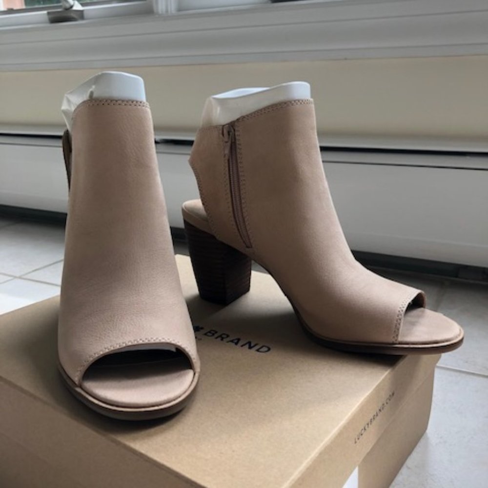 Lucky Brand Womens LK-Jubai Pump. Nougat. Size 8